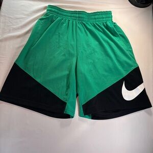 Nike Dri-FIT Men’s Largr Shorts